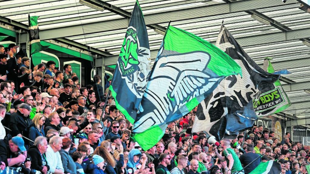 Ried wieder erstklassig –  Große Sause zum Finale
