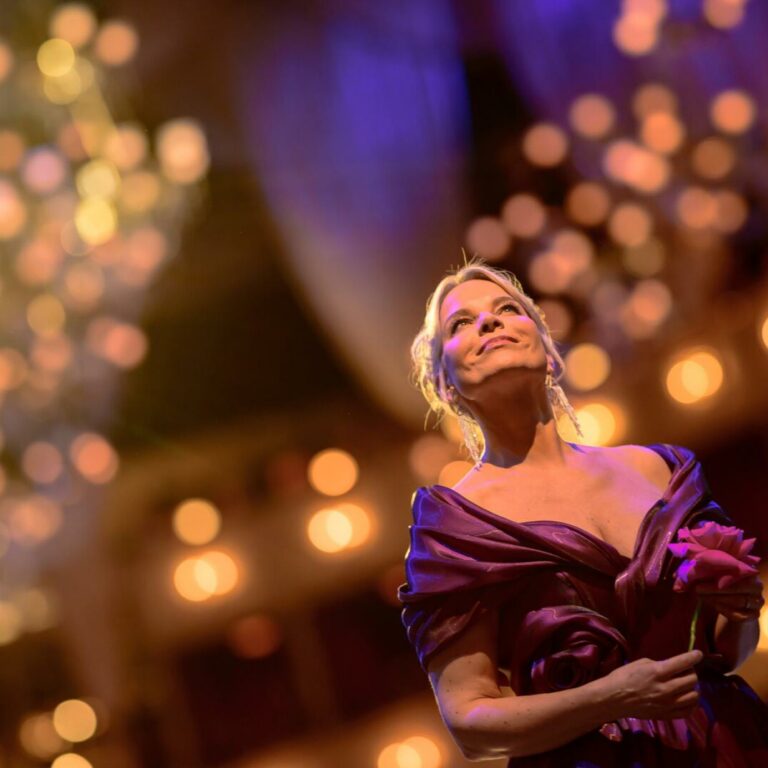 Seelengesänge mit Noblesse und Leuchtkraft: Elīna Garanča im Musikverein