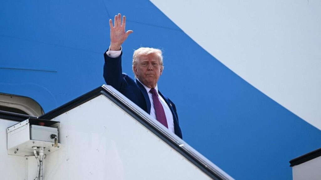 Umstrittenes Geschenk: Trump nimmt geschenkten Luxus-Jet von Katar an