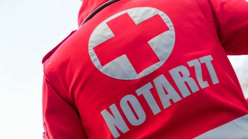Unfall bei Waldarbeit: 80-Jähriger mit Hubschrauber ins Spital geflogen