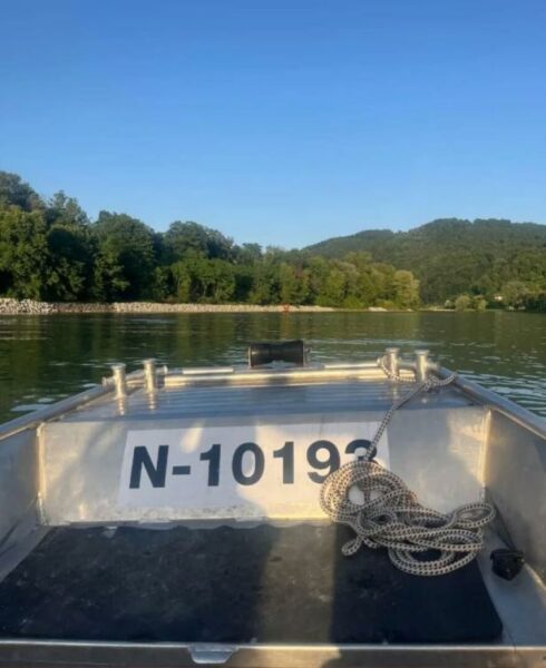 Alarm um gekentertes Kanu auf der Donau im Strudengau