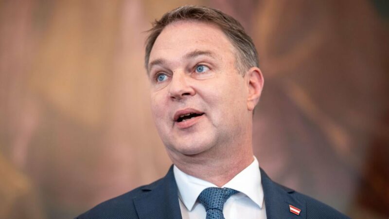 Bablers “Runder Tisch” zum Film: Bekannte Pläne und ein kleines Zuckerl