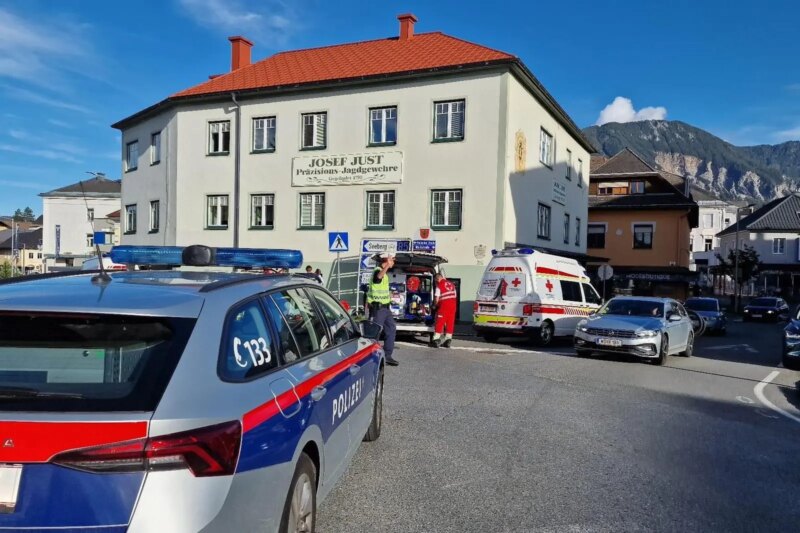 Deutscher Motorradlenker stirbt in Kärnten