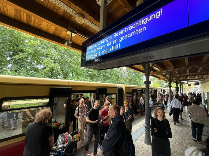 Dramatische Szenen in Berlin: Tote und Verletzte nach Sturm