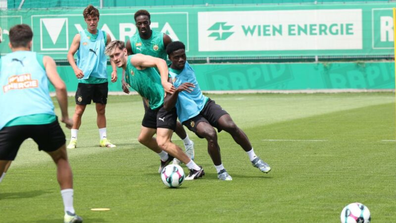 “Ein Traum”: Stöger begeistert die Castingshow beim Rapid-Training