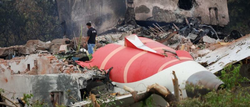 Flugzeugabsturz in Indien: Zahl der Todesopfer steigt auf 279