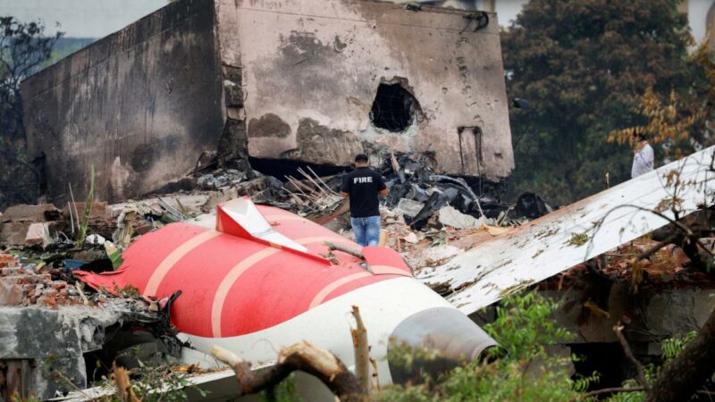 Großes Flugzeugunglück in Ahmedabad: Großteil der Opfer identifiziert