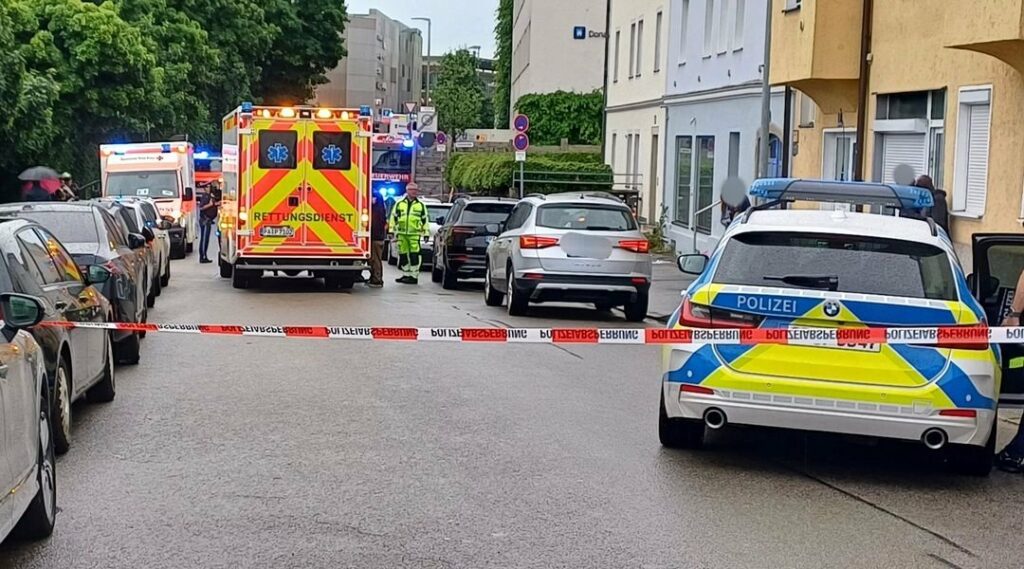 Mann fuhr in Passau mit Auto in Menschengruppe: Laut Polizei absichtlich