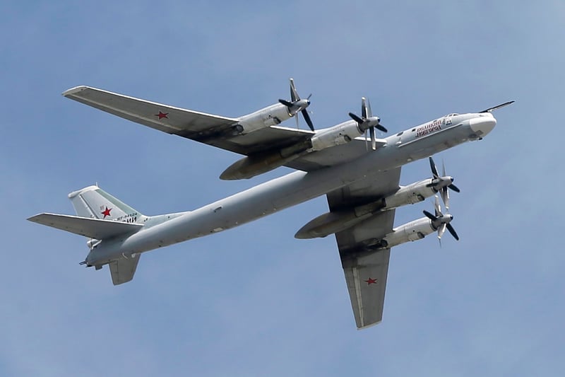 Mehr als ein Dutzend russischer Jets bei Ukraine-Angriff beschädigt