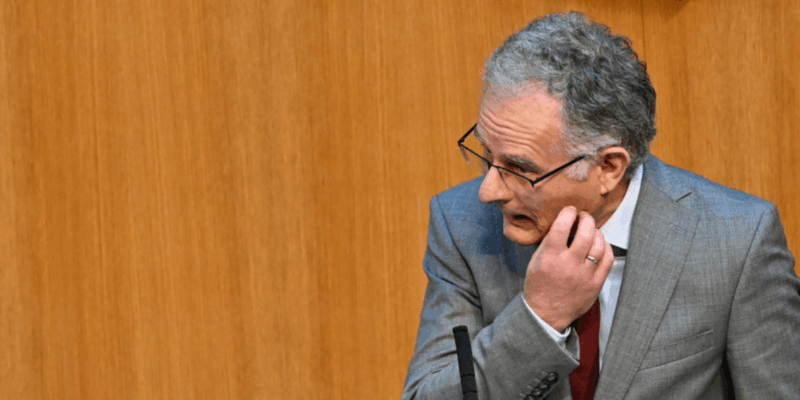 Nächster Budgethammer: Defizit bleibt über der 4%-Marke