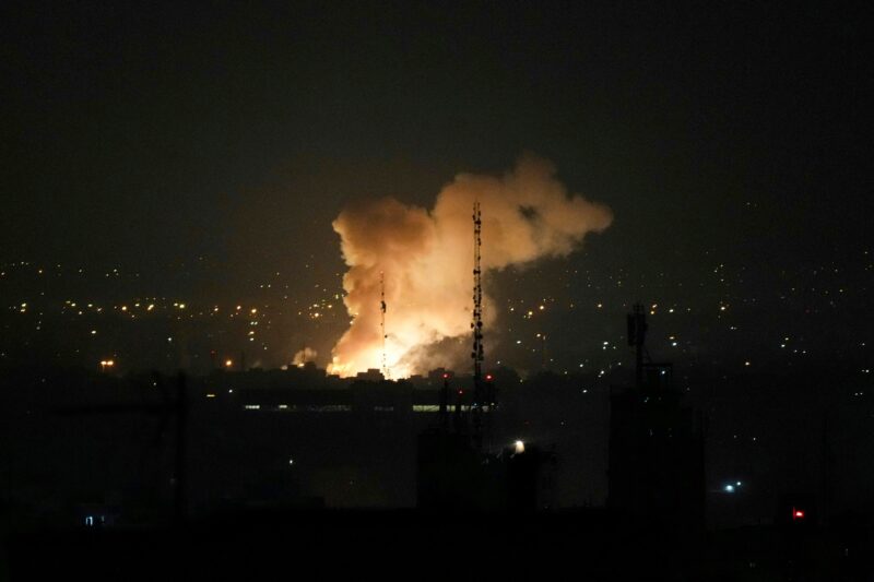 Nahost-Eskalation: Hunderte Raketen aus dem Iran – Luftalarm in Israel