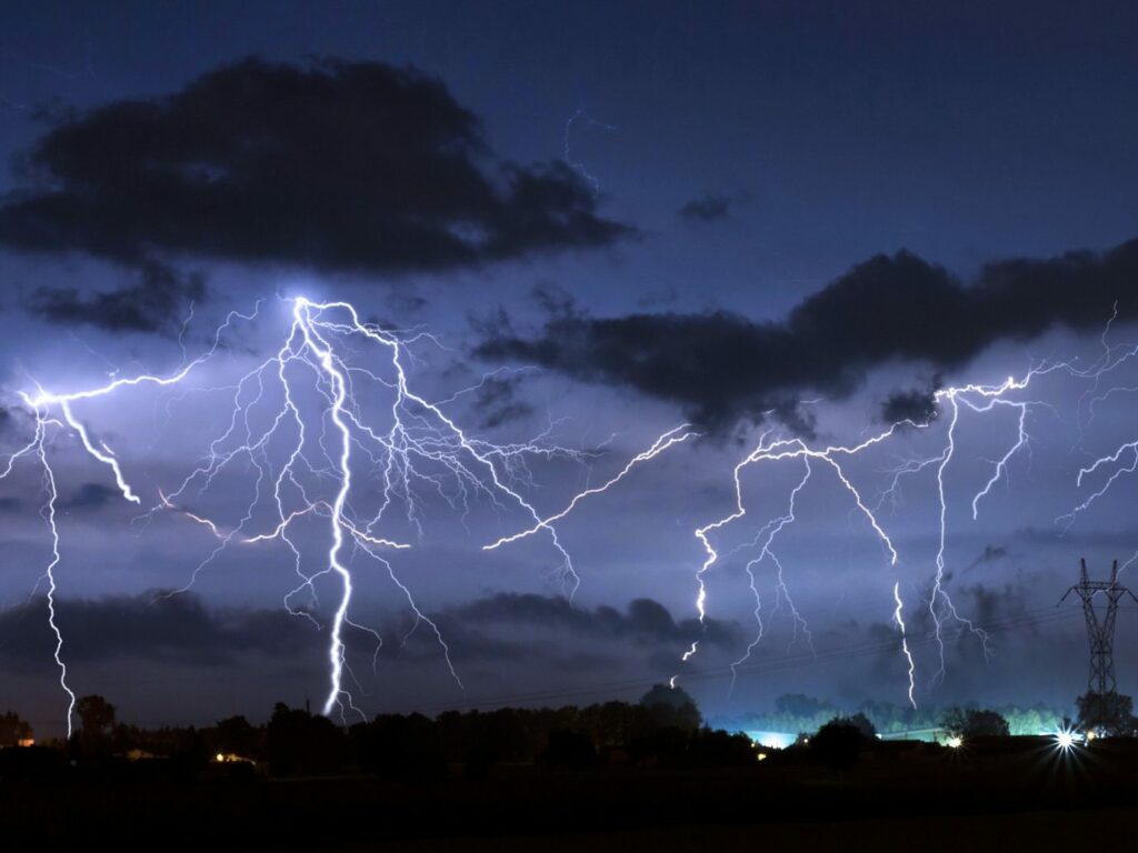 Regen und Abkühlung: Wetterumschwung am Pfingstsonntag