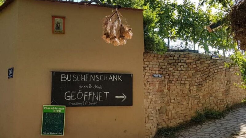 Stammgäste wollen “ihre” Buschenschank am Bisamberg retten