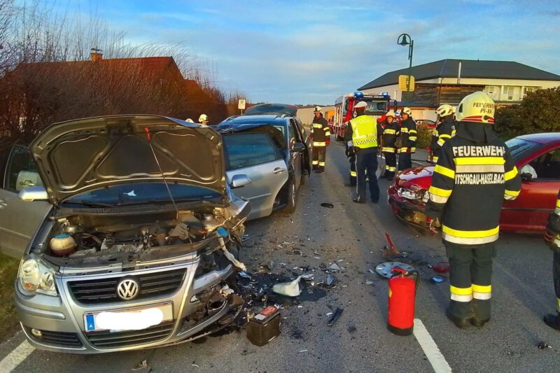 Steiermark: Alko-Lenker verursachte Unfall mit drei Verletzten