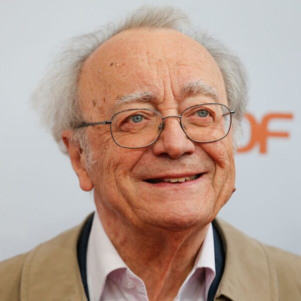 Tastenphilosoph und Musikgigant: Österreichischer Pianist Alfred Brendel gestorben