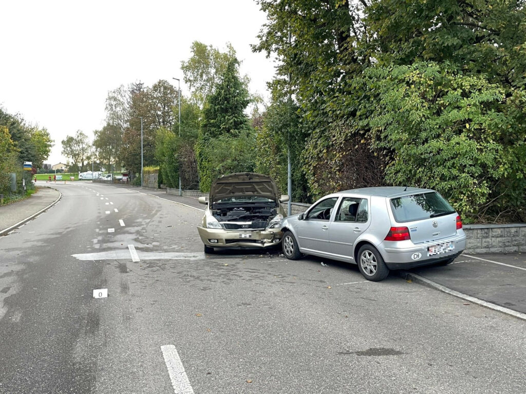 Tragischer Unfall: 82-Jährige starb bei Unfall, Tochter am Steuer