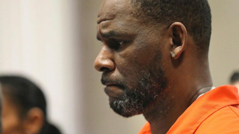 Überdosis im Gefängnis: R. Kelly wurde ins Krankenhaus gebracht