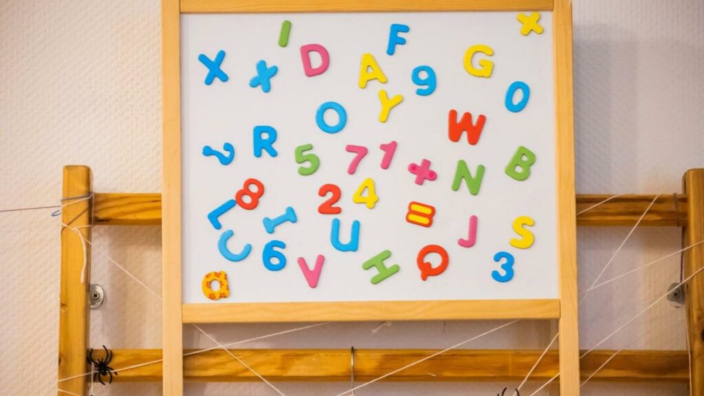 Zita statt Zürich: Die erste österreichische Buchstabiertabelle