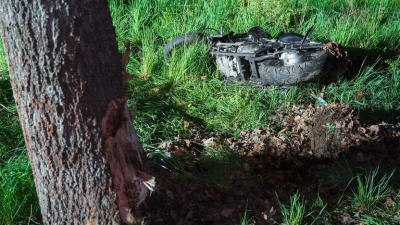 Zwei Tote und sechs Verletzte: Schwere Motorradunfälle am Wochenende