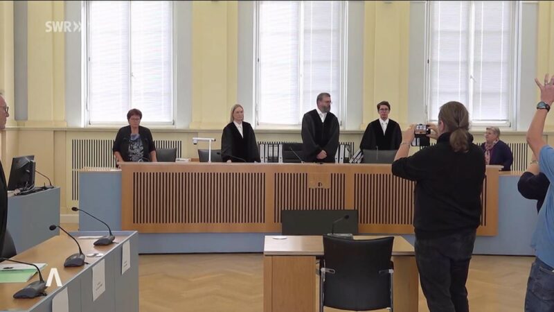 Freundin im Drogenrausch erschlagen: 15 Jahre Haft