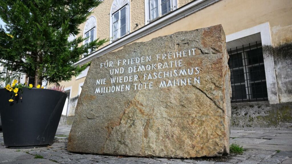 “Hart erkämpfter Erfolg”: Braunau verabschiedet sich von Nazi-Namen