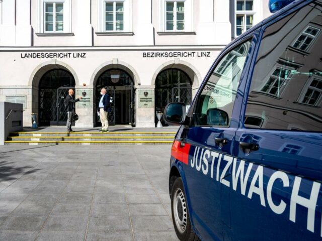Homosexuelle in Fallen gelockt: “Pedo Hunter” stehen vor Gericht