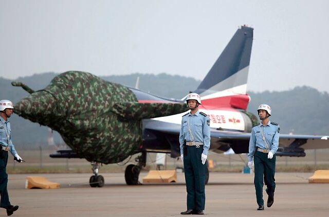 Iran prüft Kauf moderner chinesischer Kampfjets