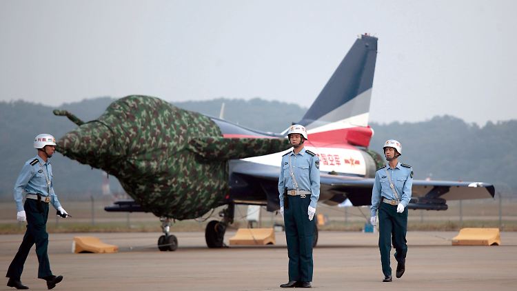Iran prüft Kauf moderner chinesischer Kampfjets