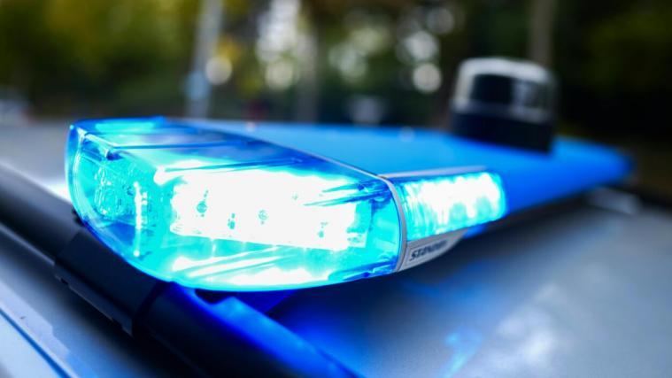 Notarzthubschrauber im Einsatz: Alkolenker erfasste in NÖ zwei Fußgängerinnen