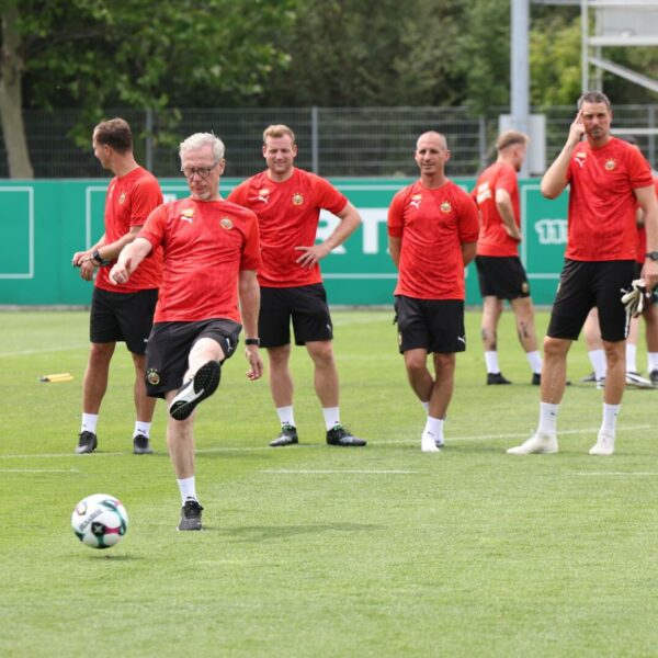 Rapid-Trainer Stöger erwartet baldige Entscheidung von Arnautovic