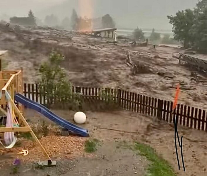 Unwetter in Tirol: Dramatische Murenabgänge in Gschnitz